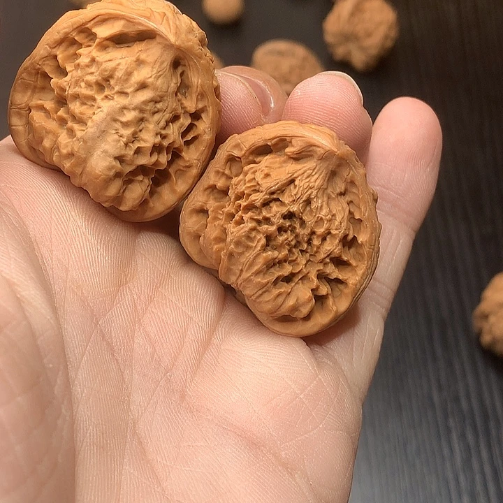 文玩核桃吊坠32蛇头