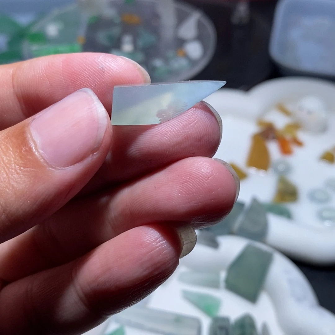 定制翡翠未镶嵌葫芦马鞍料