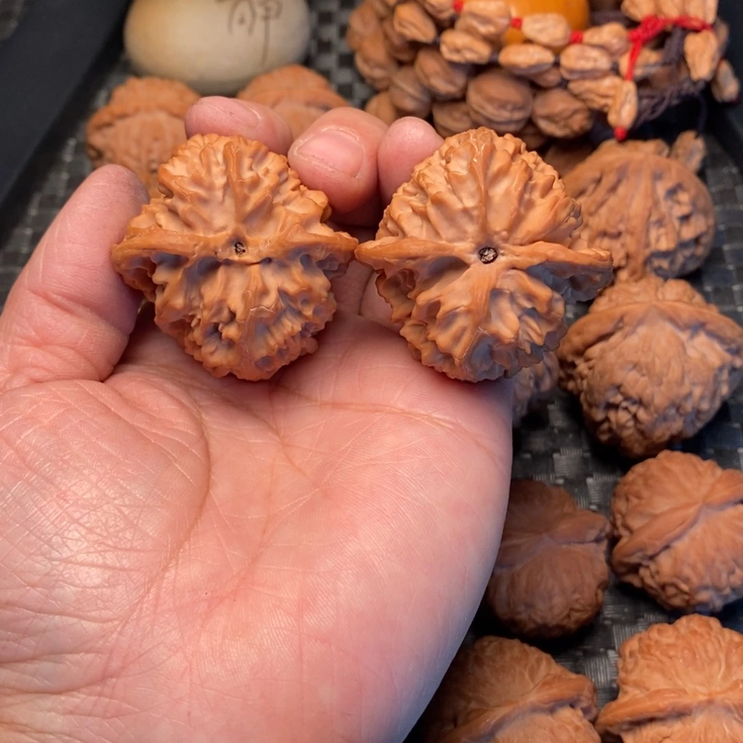 T***3文玩核桃把件苹果42