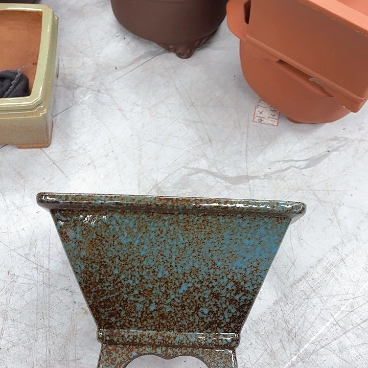 紫砂花盆紫砂的颜色很好看