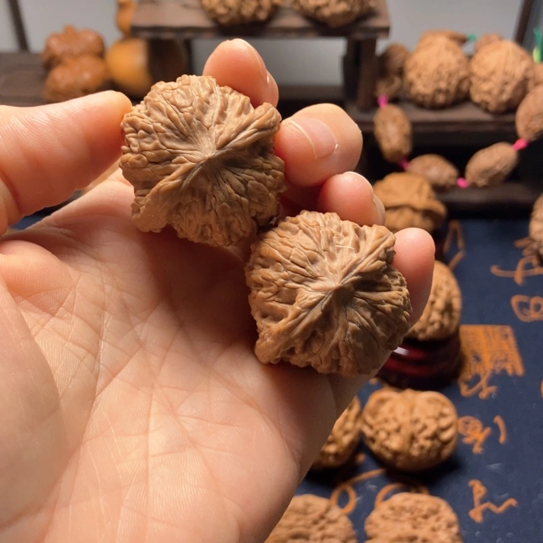 文玩核桃把件全品球磨尺寸37