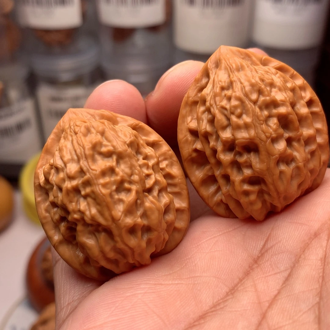 文玩核桃把件福利33金牛10号