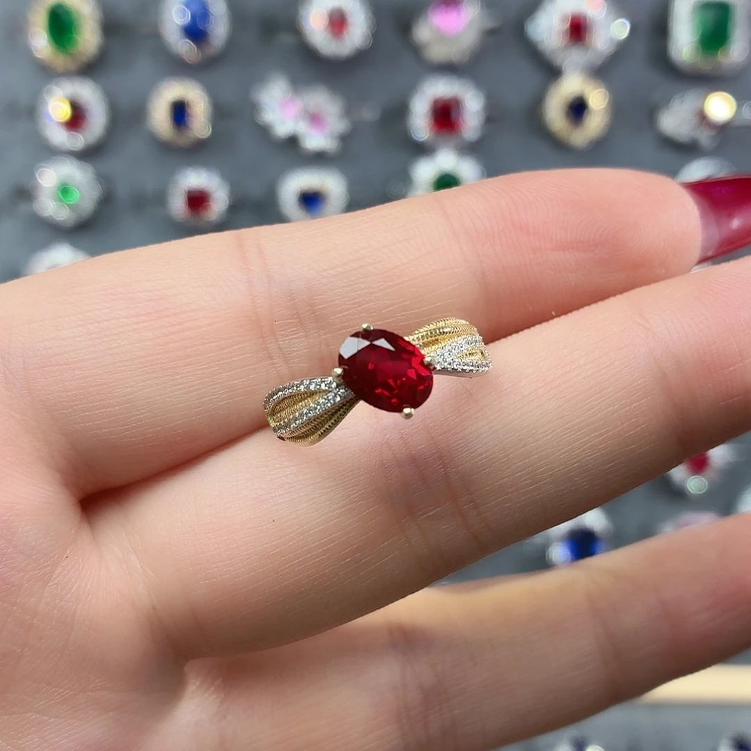 925银培育鸽血红色宝石