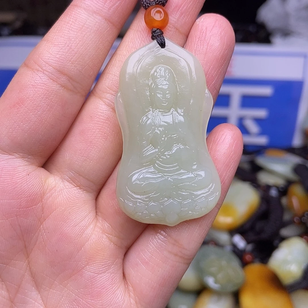 和田玉未镶嵌颈饰