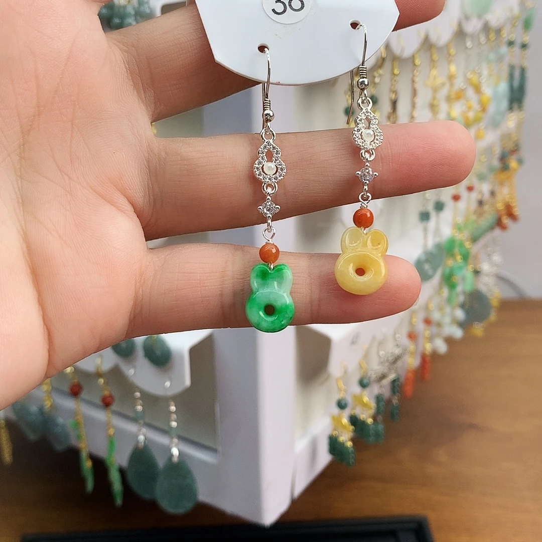 翡翠未镶嵌耳饰38