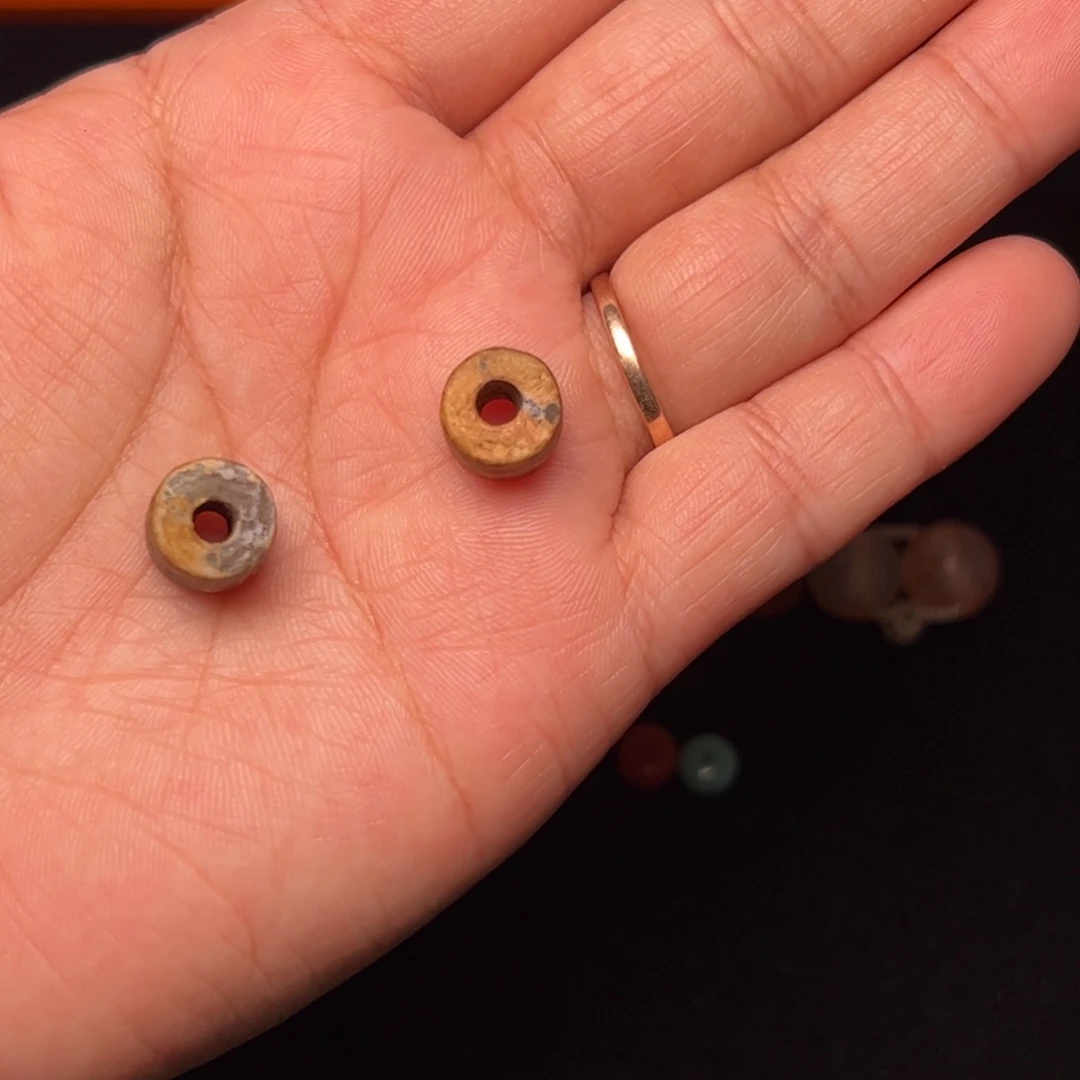 维***玛瑙/玉髓未镶嵌配饰