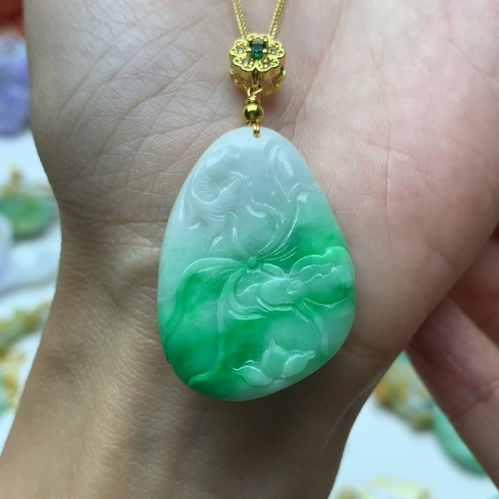 颈饰未镶嵌翡翠翡翠