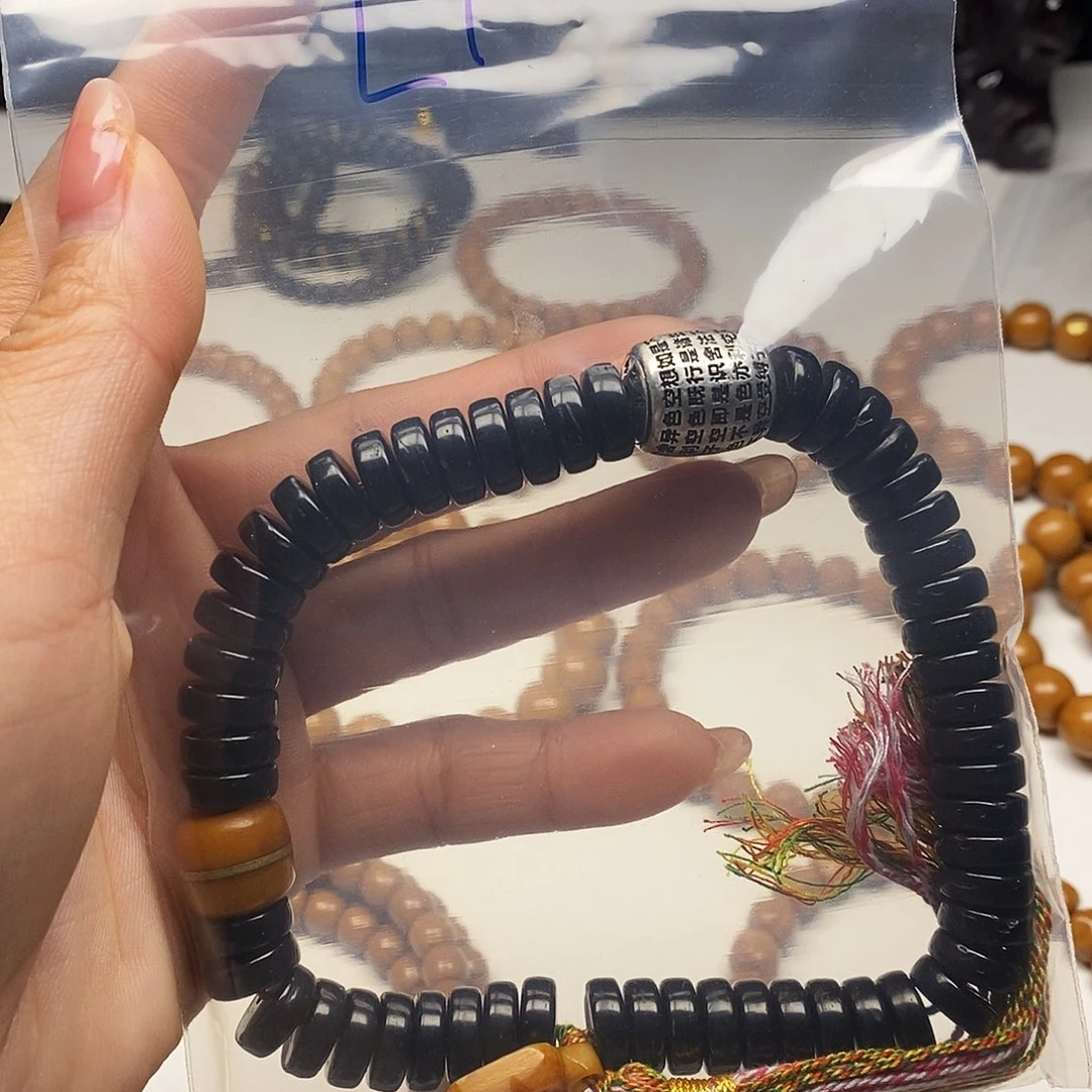 吊坠猴头核桃猴头