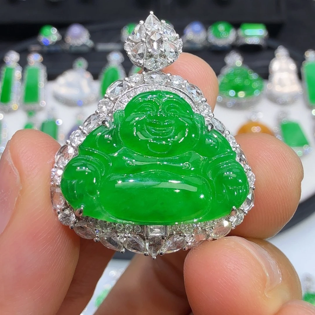 翡翠18K金镶嵌颈饰收到货48小时鉴赏期