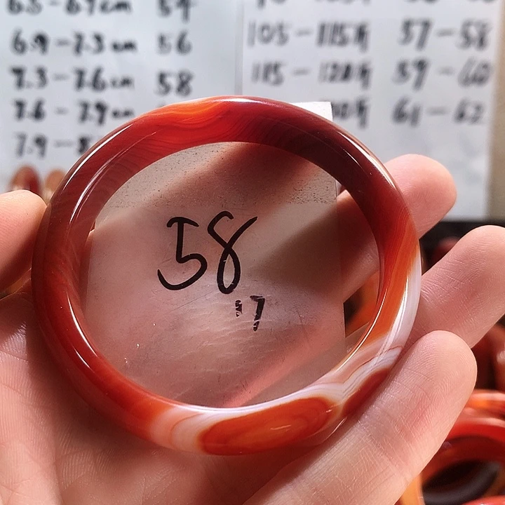 玛瑙/玉髓手镯未镶嵌