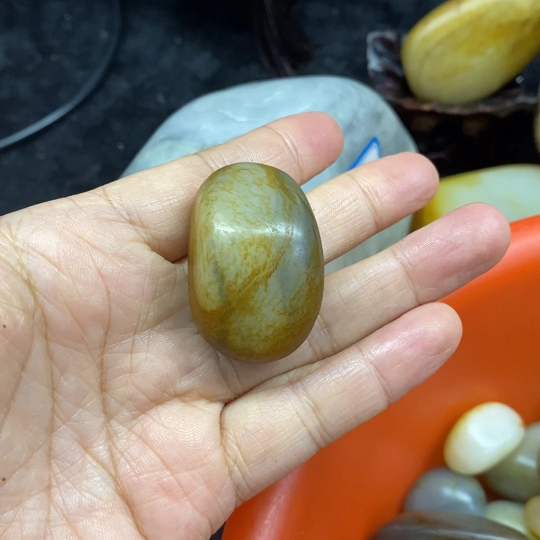 未镶嵌和田玉（糖玉）挂件