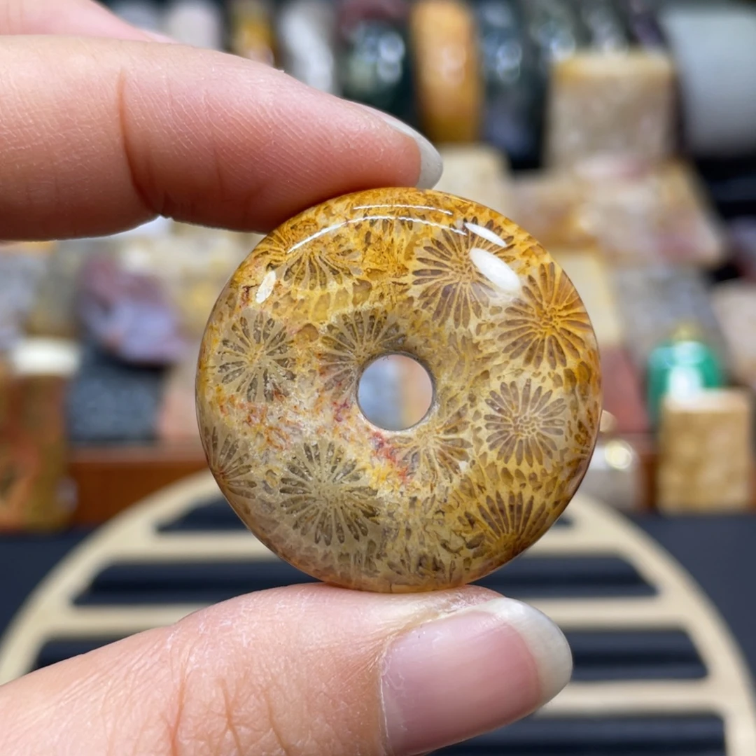 硅化玉未镶嵌颈饰k28