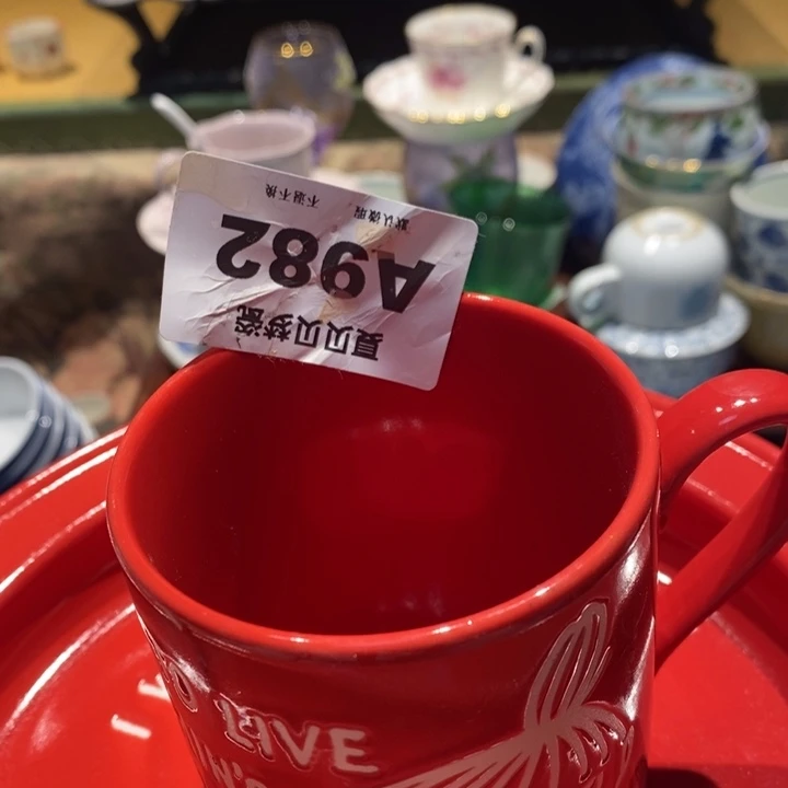 是***吖哈哈哈哈哈哈哈哈