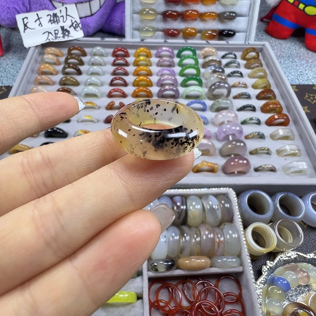 玛瑙/玉髓未镶嵌戒圈B4不退换15.9港11+