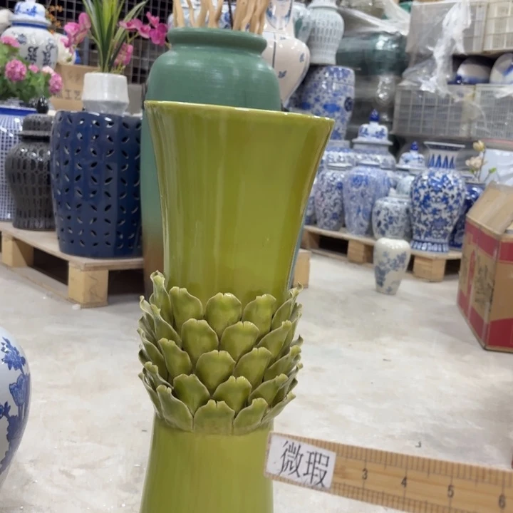 微瑕青花瓷器值得购买