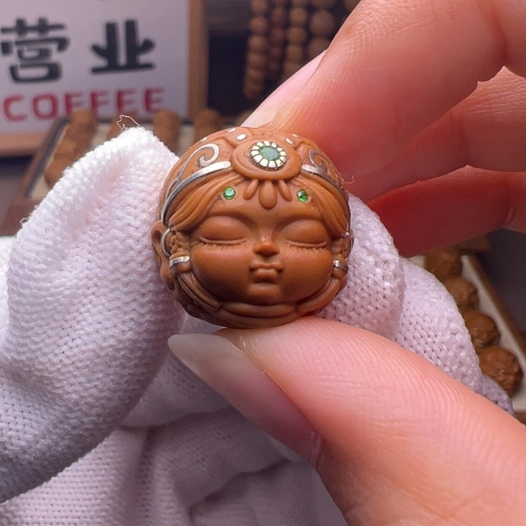 猴头核桃把件镶嵌款扎基拉姆18左右尺寸全品有正常封口线