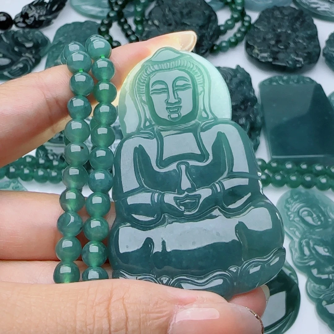 颈饰未镶嵌翡翠多样性发货天然的A货翡翠