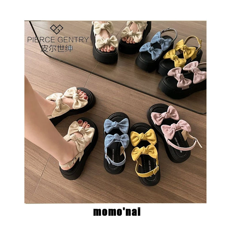 momo'nai 高级感厚底凉鞋女夏外穿2025新款韩版百搭蝴蝶结一字扣