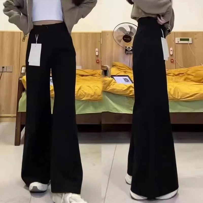 不贴腿黑色微喇牛仔裤女秋季新款高腰宽松大码胖mm梨形显瘦马蹄裤