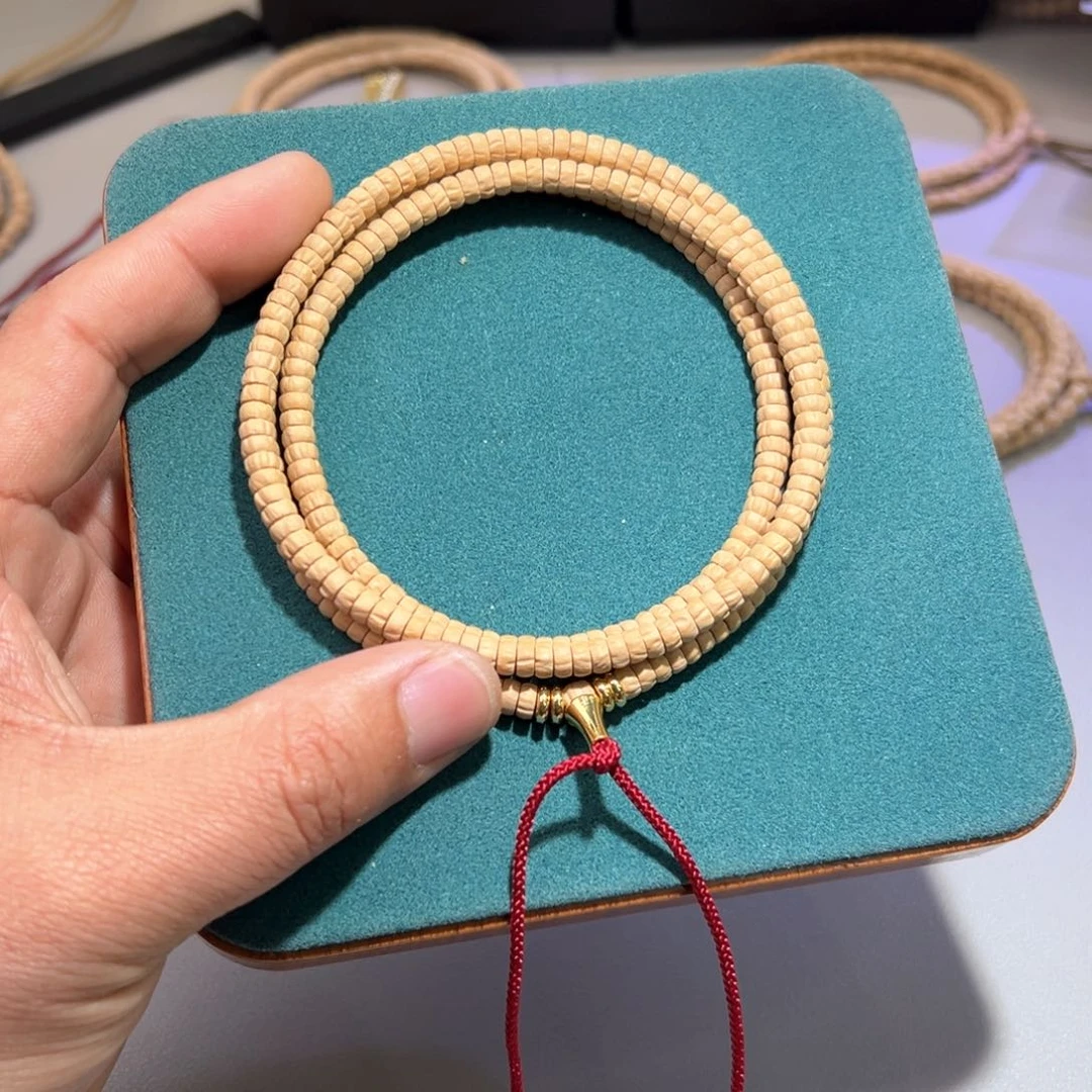 柏香籽/百香籽吊坠在****校