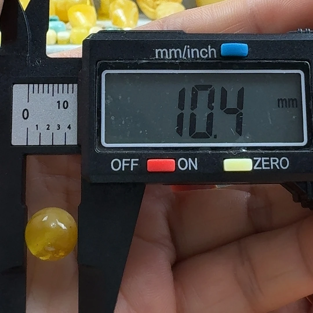 蜜蜡未镶嵌裸石20杂