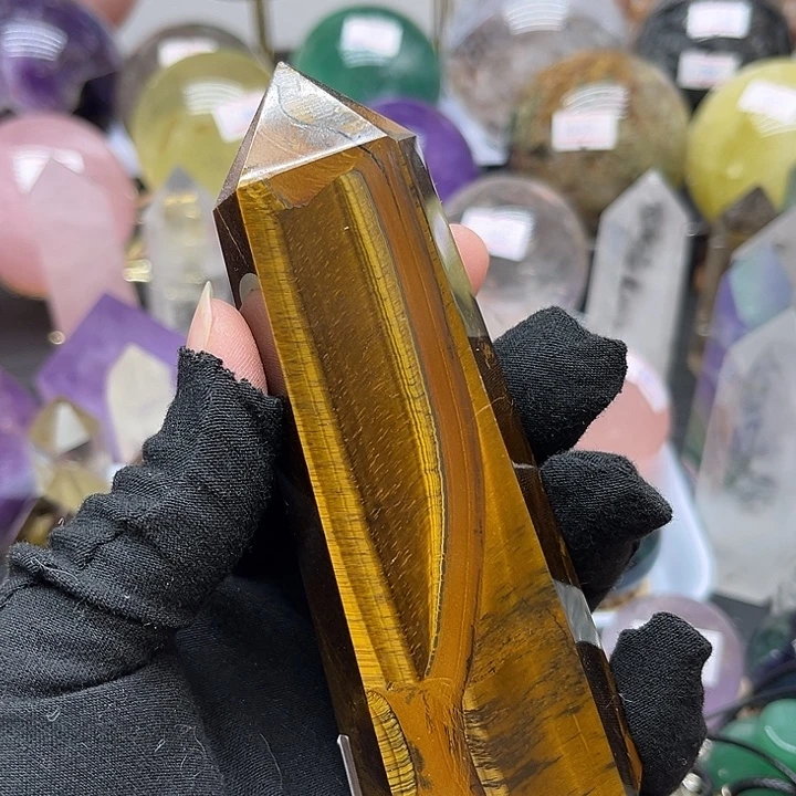 珠宝半成品未镶嵌水晶301克黄虎晶柱