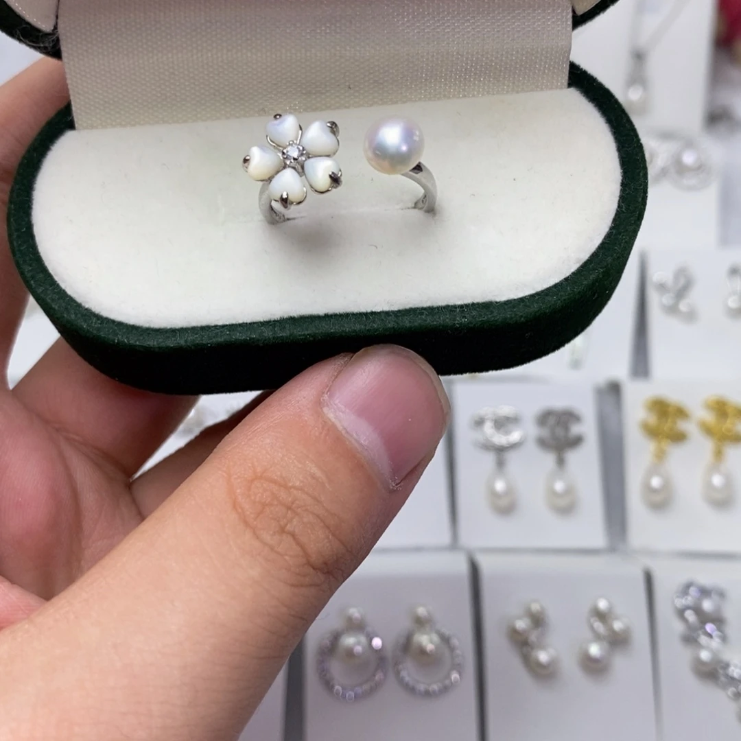 耳饰淡水珍珠未镶嵌