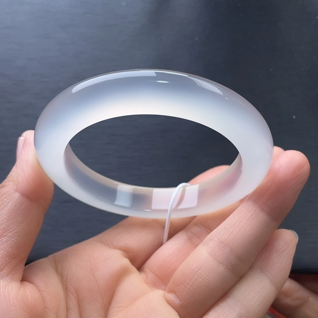 玛瑙/玉髓未镶嵌手镯56圈口