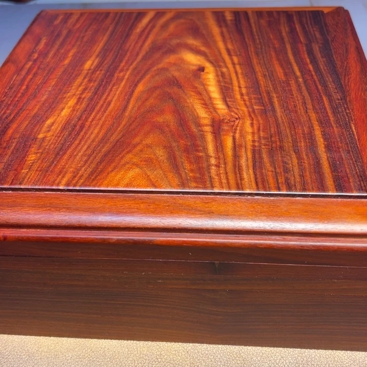 佳***️机关盒。