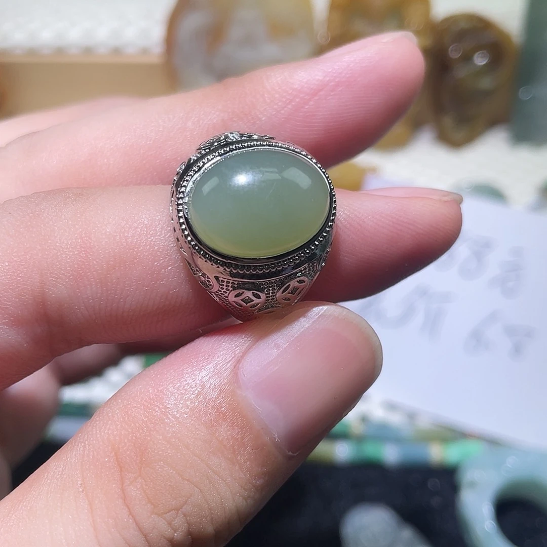 和田玉（糖玉）戒指足银镶嵌戒指
