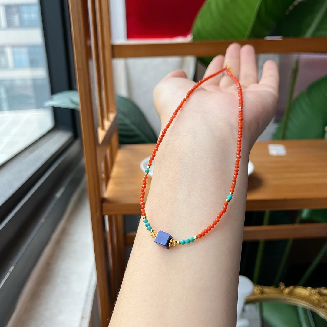 【珠宝厂长】约2mm+南红切割搭6mm青金石方糖银配件项链