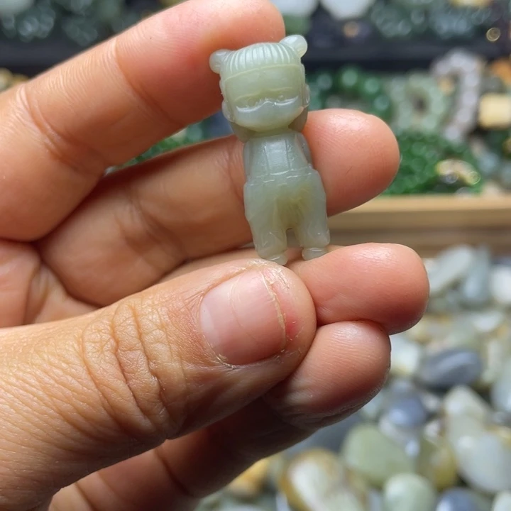 和田玉未镶嵌珠宝半成品