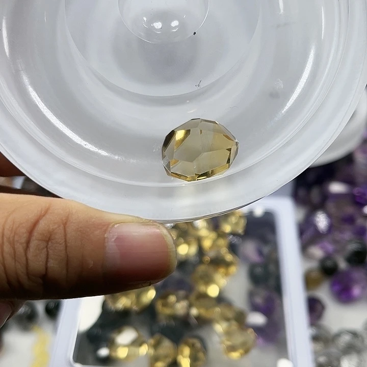 水晶发饰未镶嵌?****?86水晶