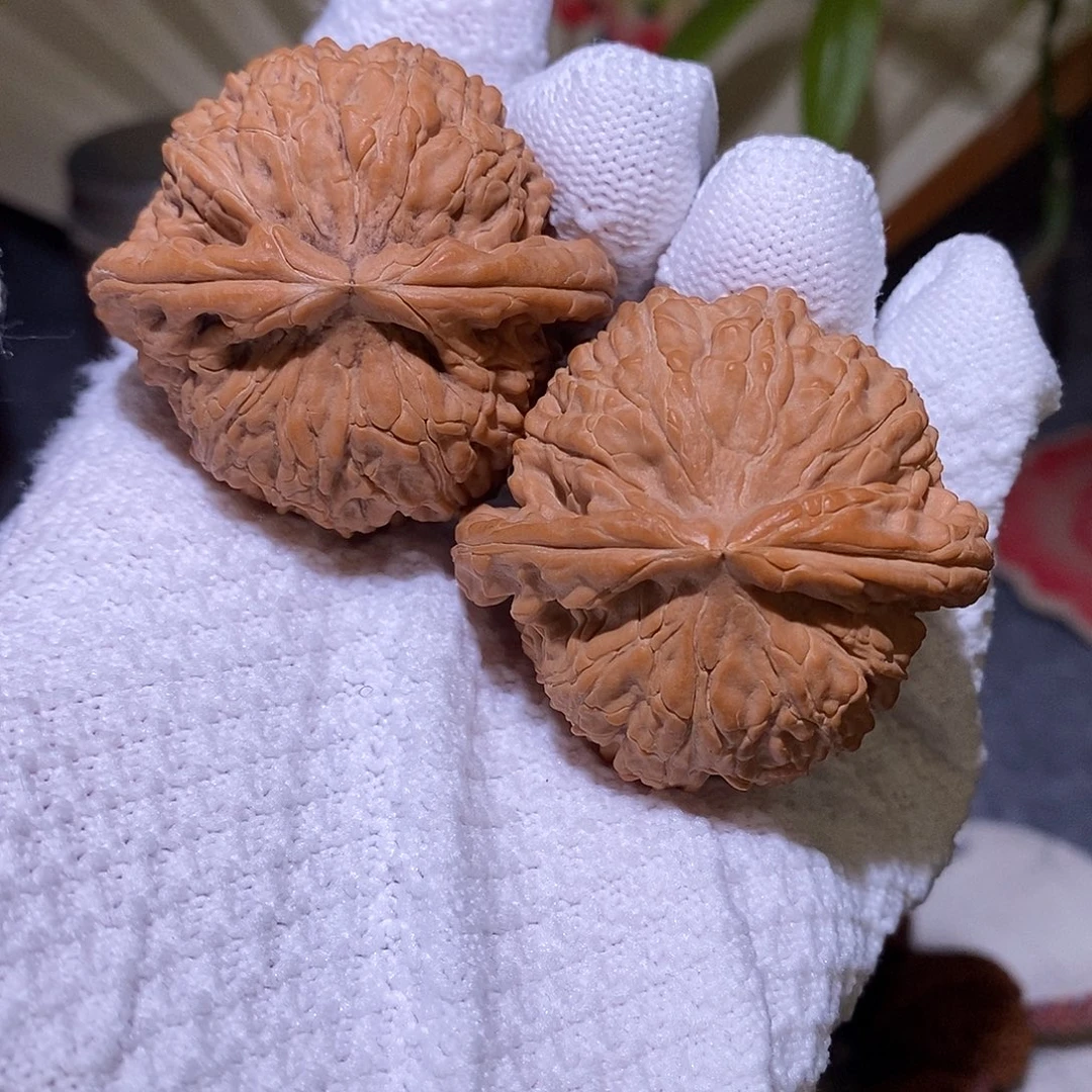 吊坠文玩核桃45全品球白