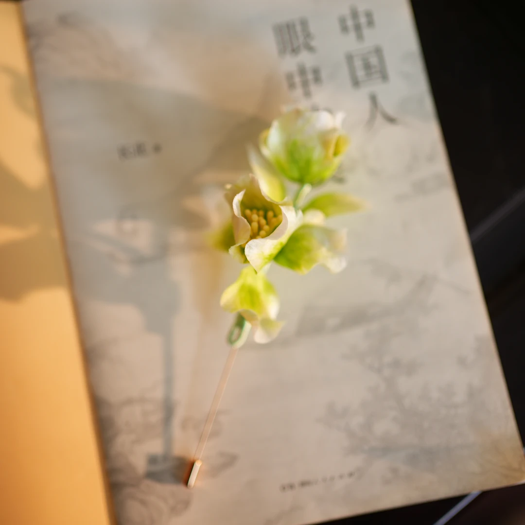 合金布艺胸针 【鸢尾花胸针】绿色 非遗绒花工艺