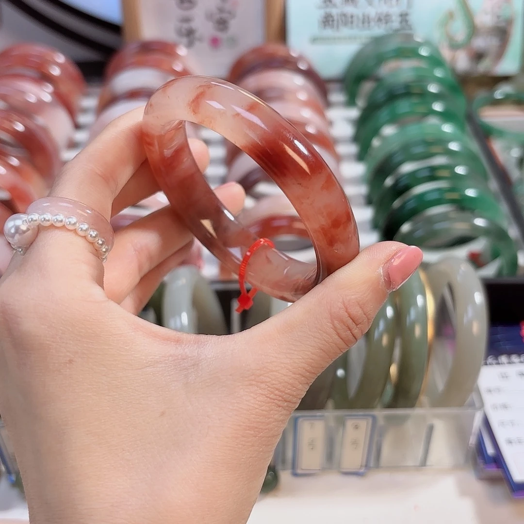 石英质玉手镯未镶嵌?*紫