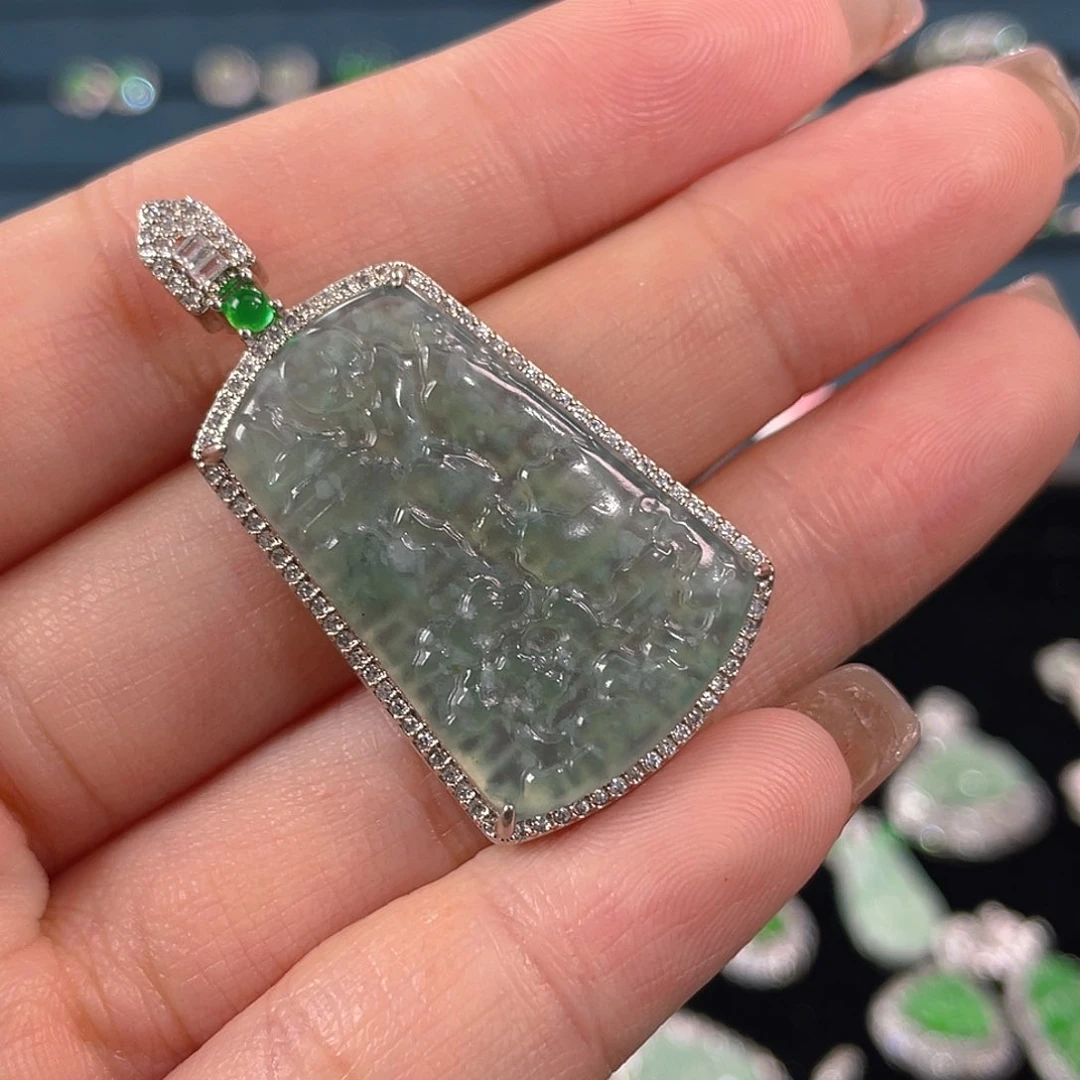 吊坠(不含链)未镶嵌翡翠