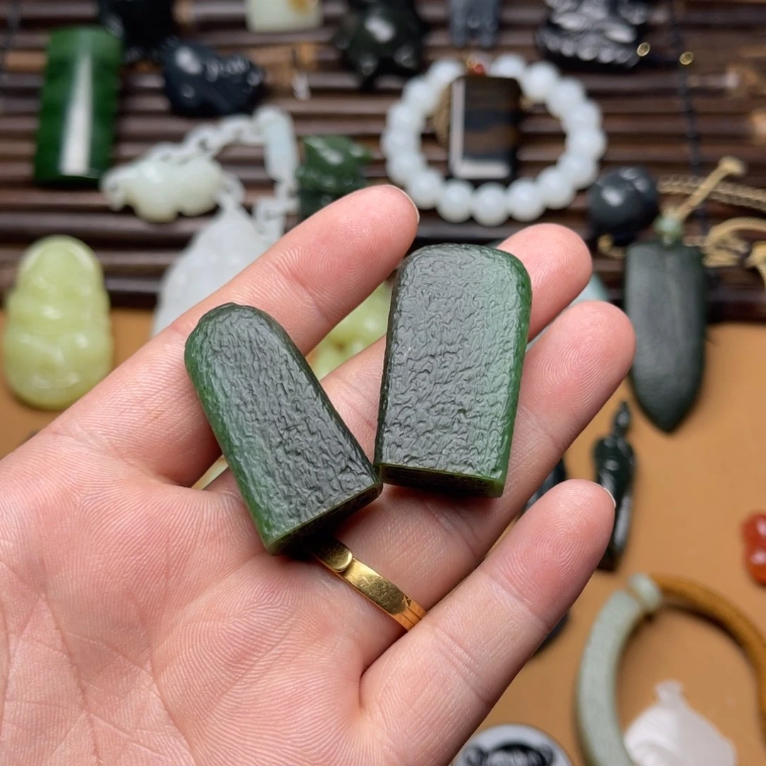 和田玉挂件未镶嵌拽****༄