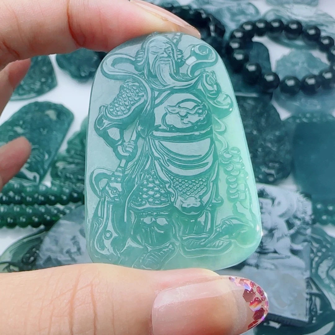 颈饰未镶嵌翡翠多样性发货天然的A货翡翠