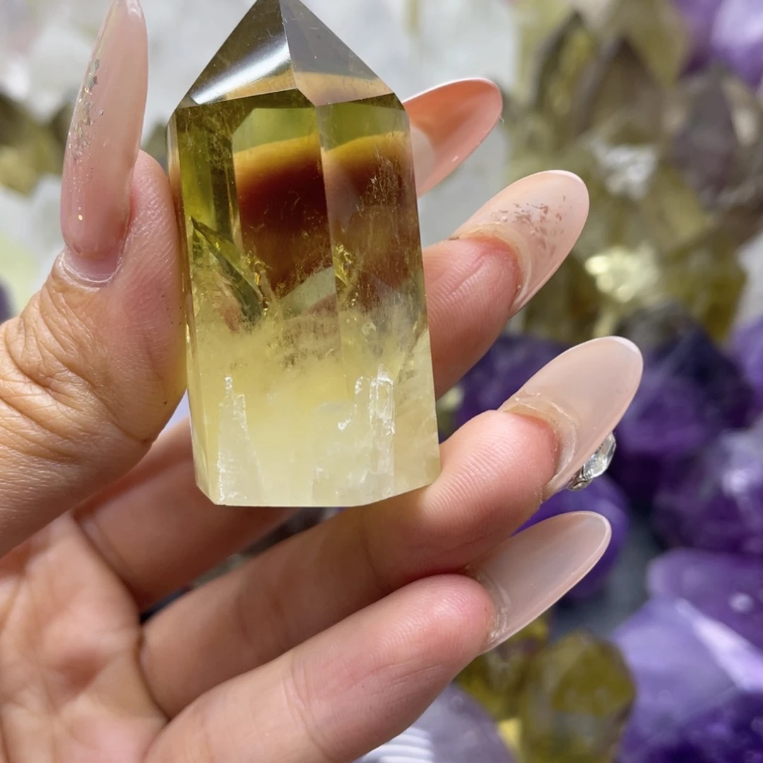 147未镶嵌水晶拾*左黄水晶柱