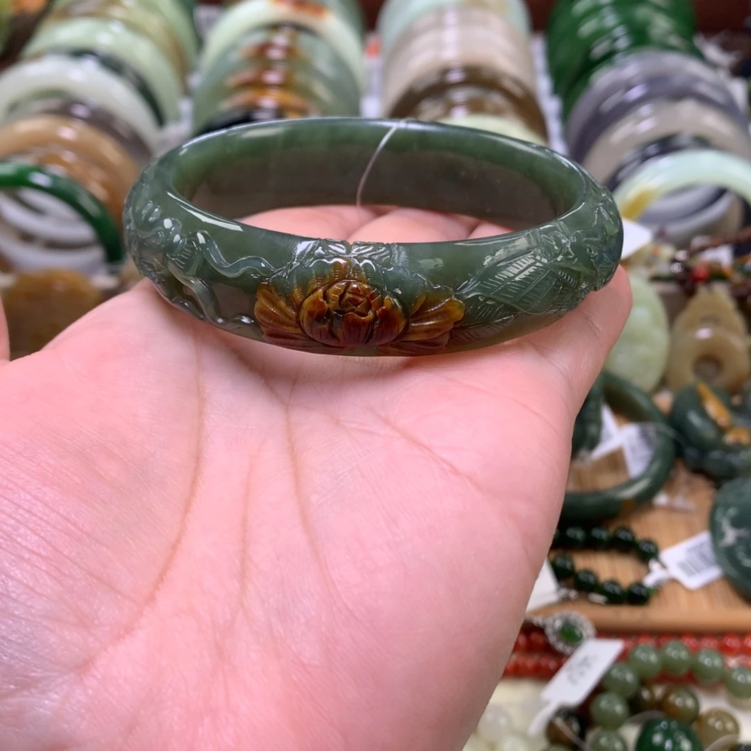 和田玉未镶嵌手镯62_63口径