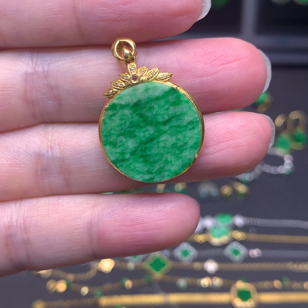 万***意翡翠18K金镶嵌吊坠(不含链)有纹裂