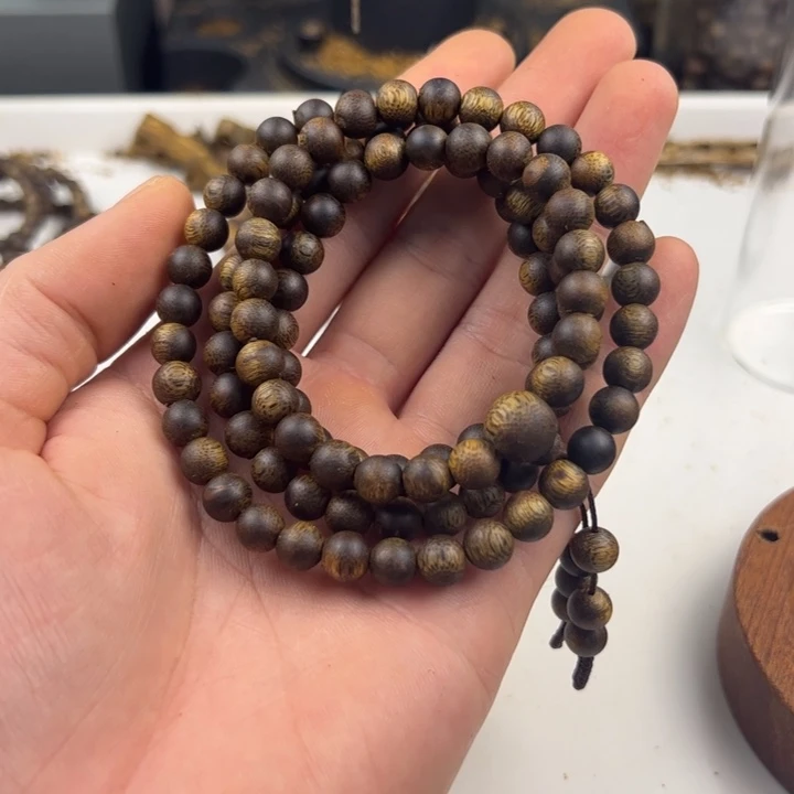 梅***福沉香手串圆珠多圈7mm