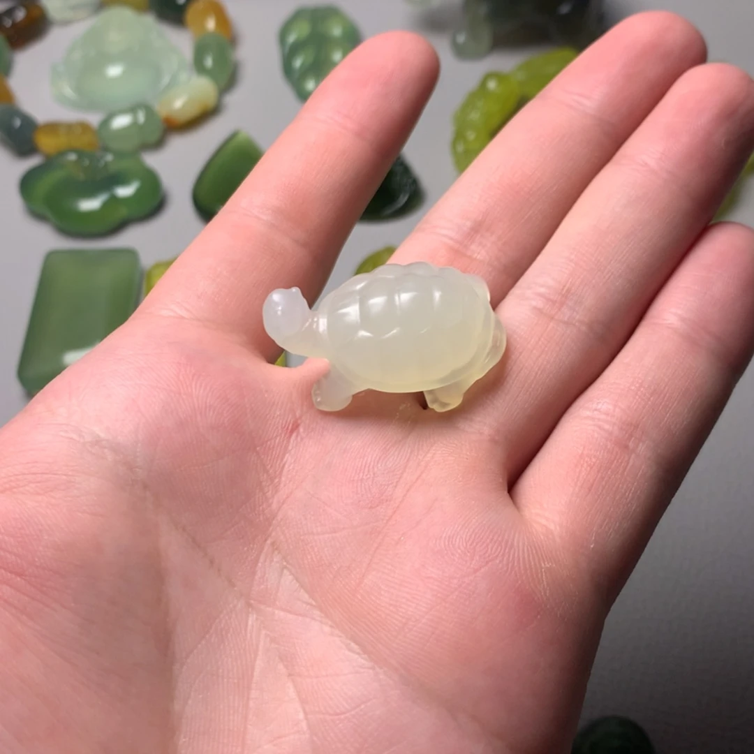 【闪购商品】蛇纹石玉未镶嵌岫玉