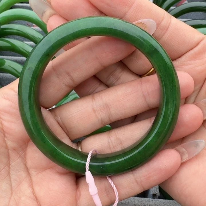 未镶嵌手镯和田玉（碧玉）