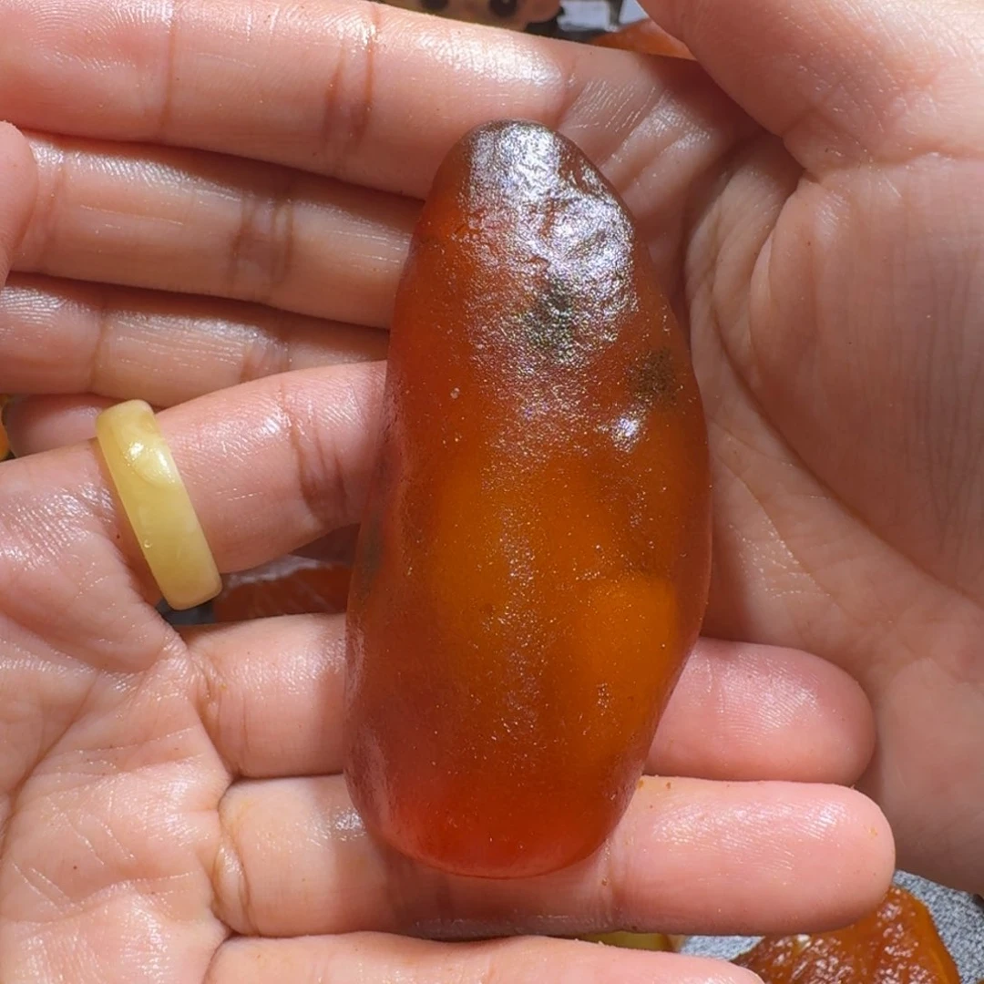 定制琥珀未镶嵌定制