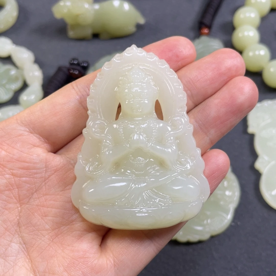 和田玉未镶嵌颈饰