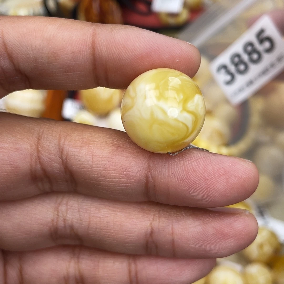 蜜蜡未镶嵌珠宝奇石19.7