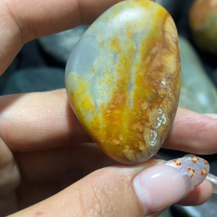 未镶嵌和田玉（糖玉）挂件