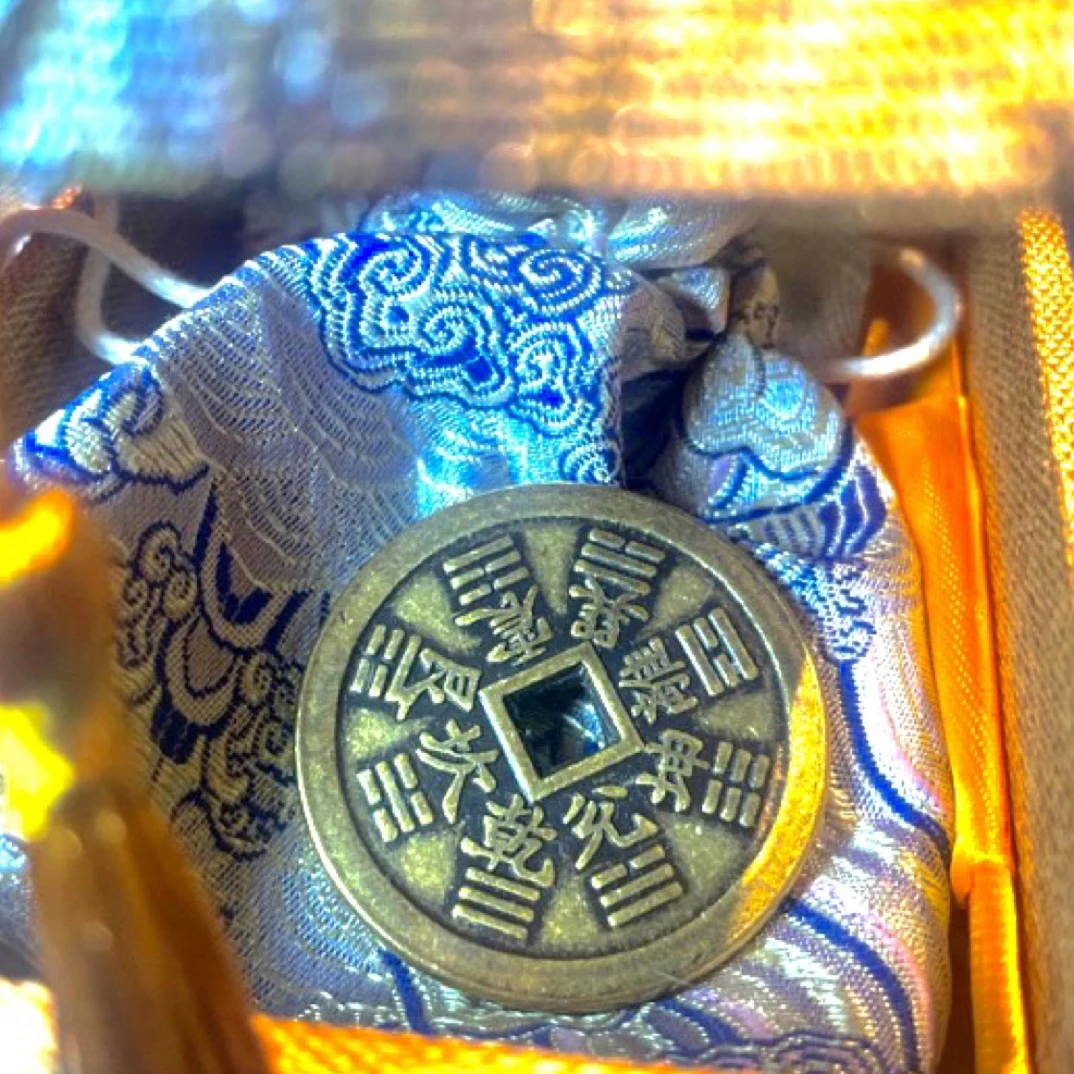 正宗山鬼花钱样式/已開填砂/装饰品/家居饰品